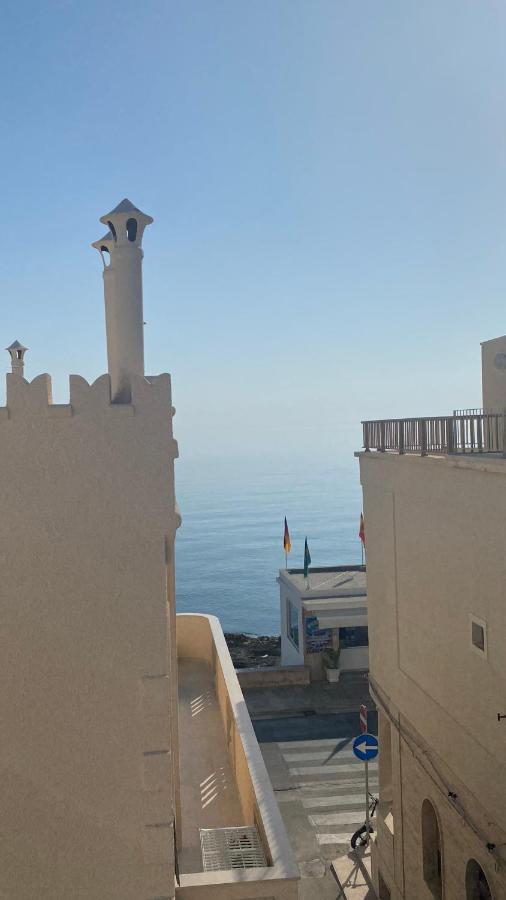Sotto Il Faro Apartment Torre Canne Bagian luar foto