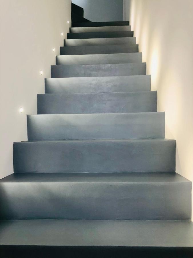 Sotto Il Faro Apartment Torre Canne Bagian luar foto